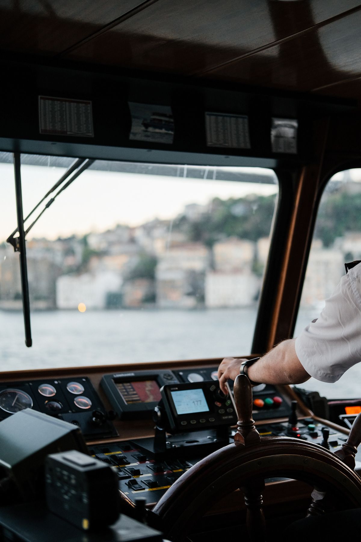 Qualified vessel skippers for crew transfer, workboats, and support craft.